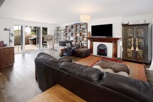 Photo 13- click for photo gallery